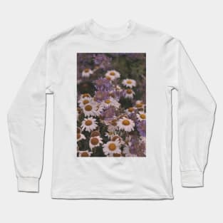 Field of daisies/camomile Long Sleeve T-Shirt